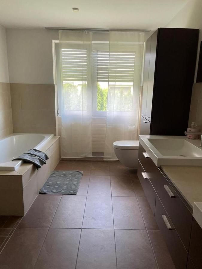 Luxury House With Big Garden And Mountain View Villa Haag Luaran gambar
